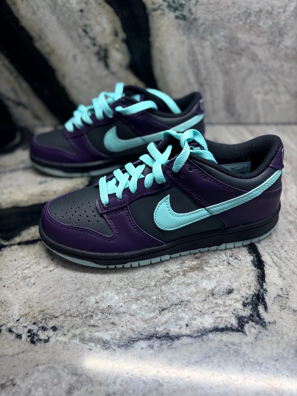 Nike Dunk Low GS Purple Aqua Black Sneakers Women’s 7.5 / Youth 6Y FB9109-012 - Picture 3 of 11